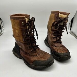 UGG Australia Adirondack Brown Leather Waterproof Sheepskin Winter Boots Size 2